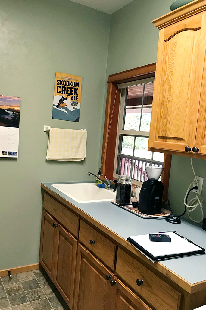 Laundry Room Before