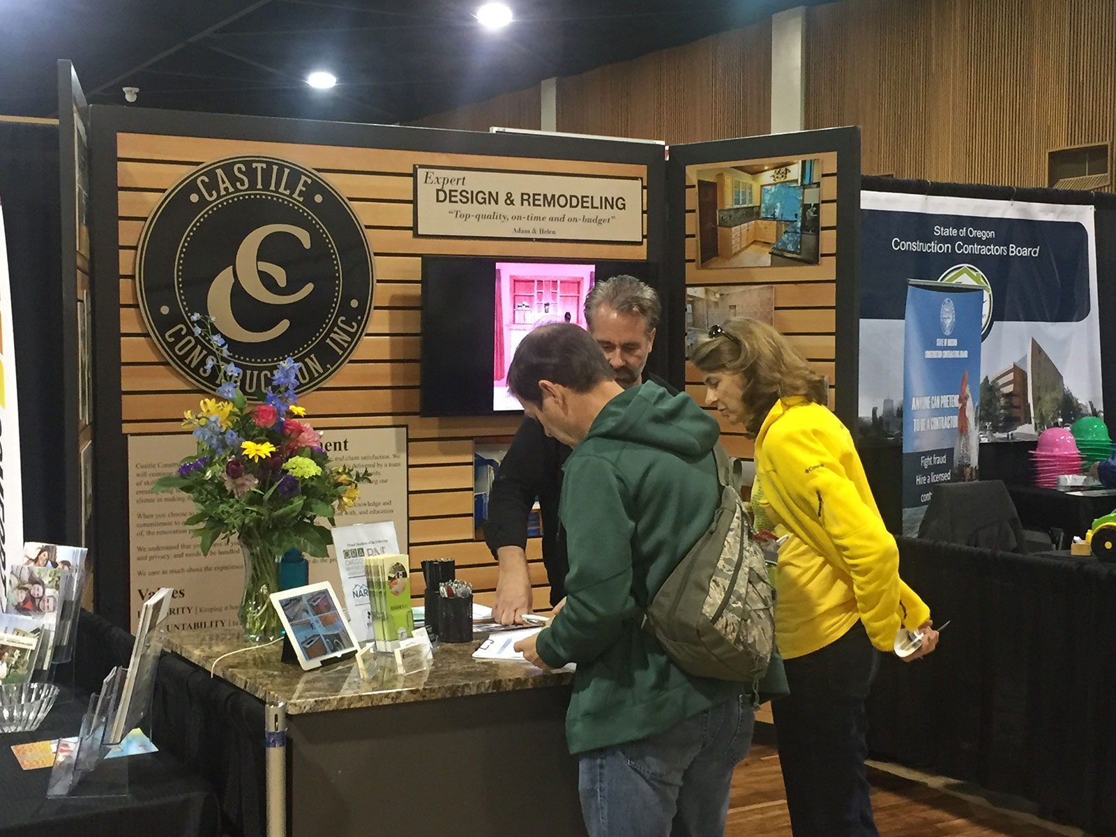 Fall Home Show - Visitors with Castile