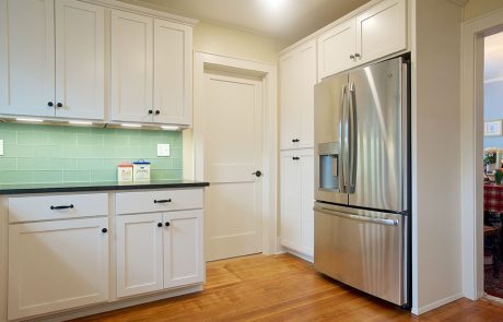 Eugene Kitchen Remodel with Distressed Wood Floors