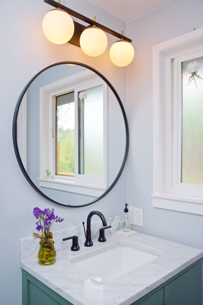 Eugene Master Bath Remodel with Matte Black Accents